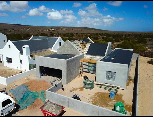 3 BEDROOM HOUSE FOR SALE IN BRITANNIA BAY